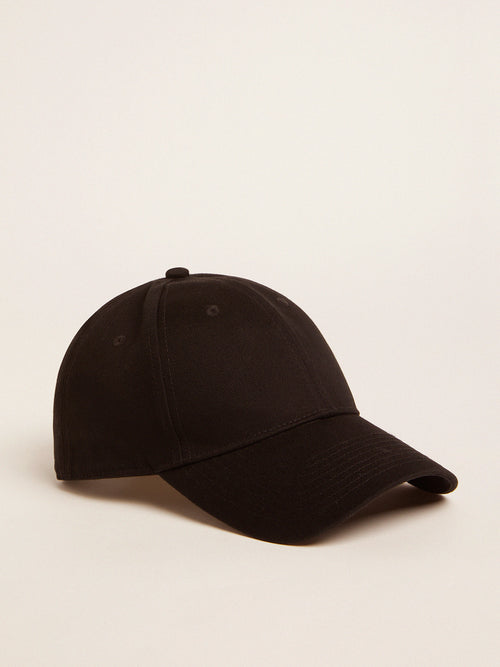 Black baseball cap with logo on the side| Golden Goose