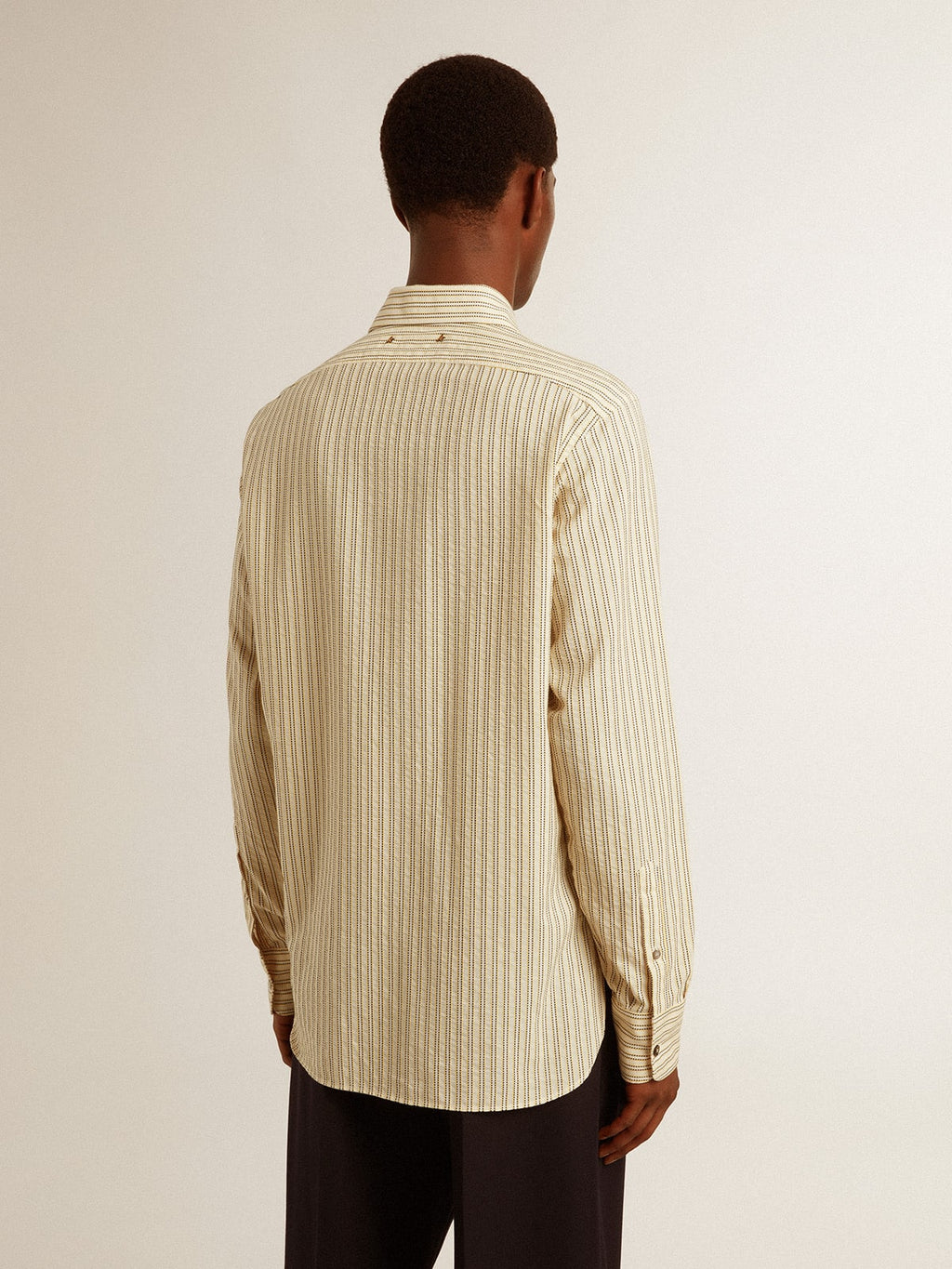 Men's ecru cotton shirt with narrow black stripes