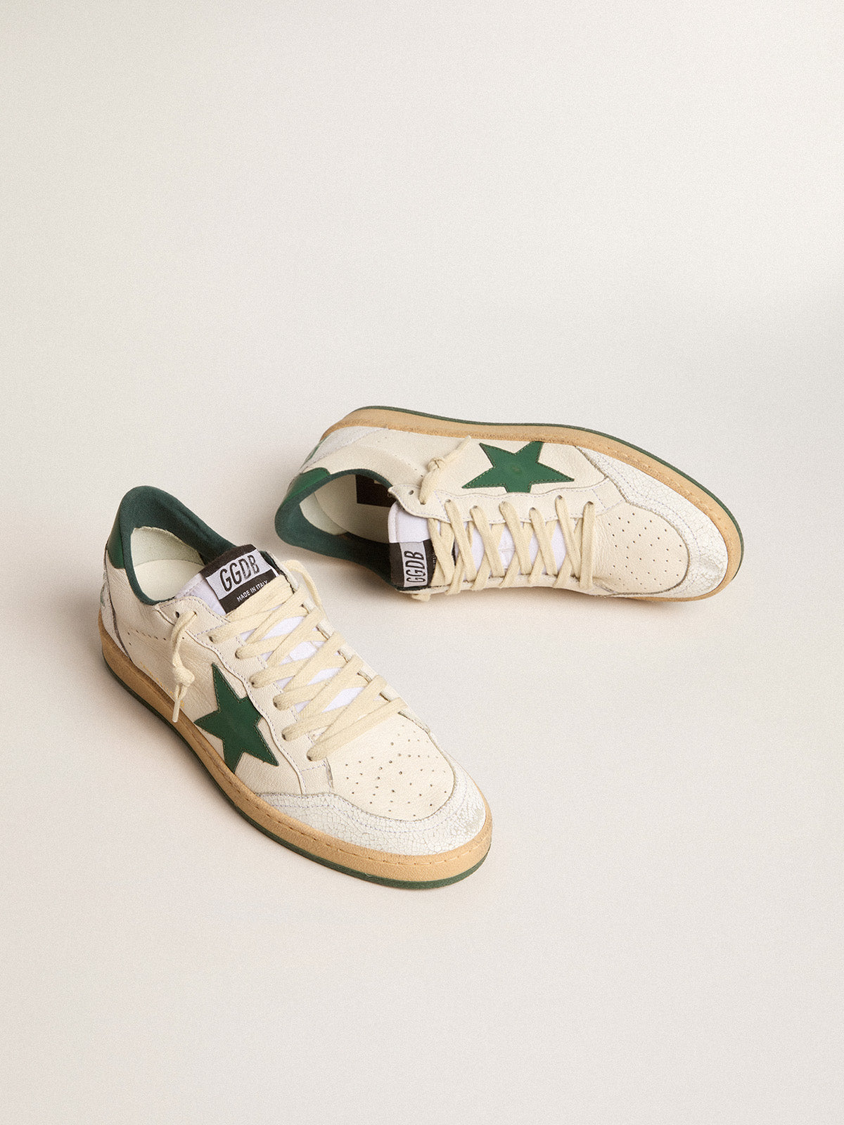 Ball Star Wishes in white nappa leather with green leather star and heel tab| Golden Goose