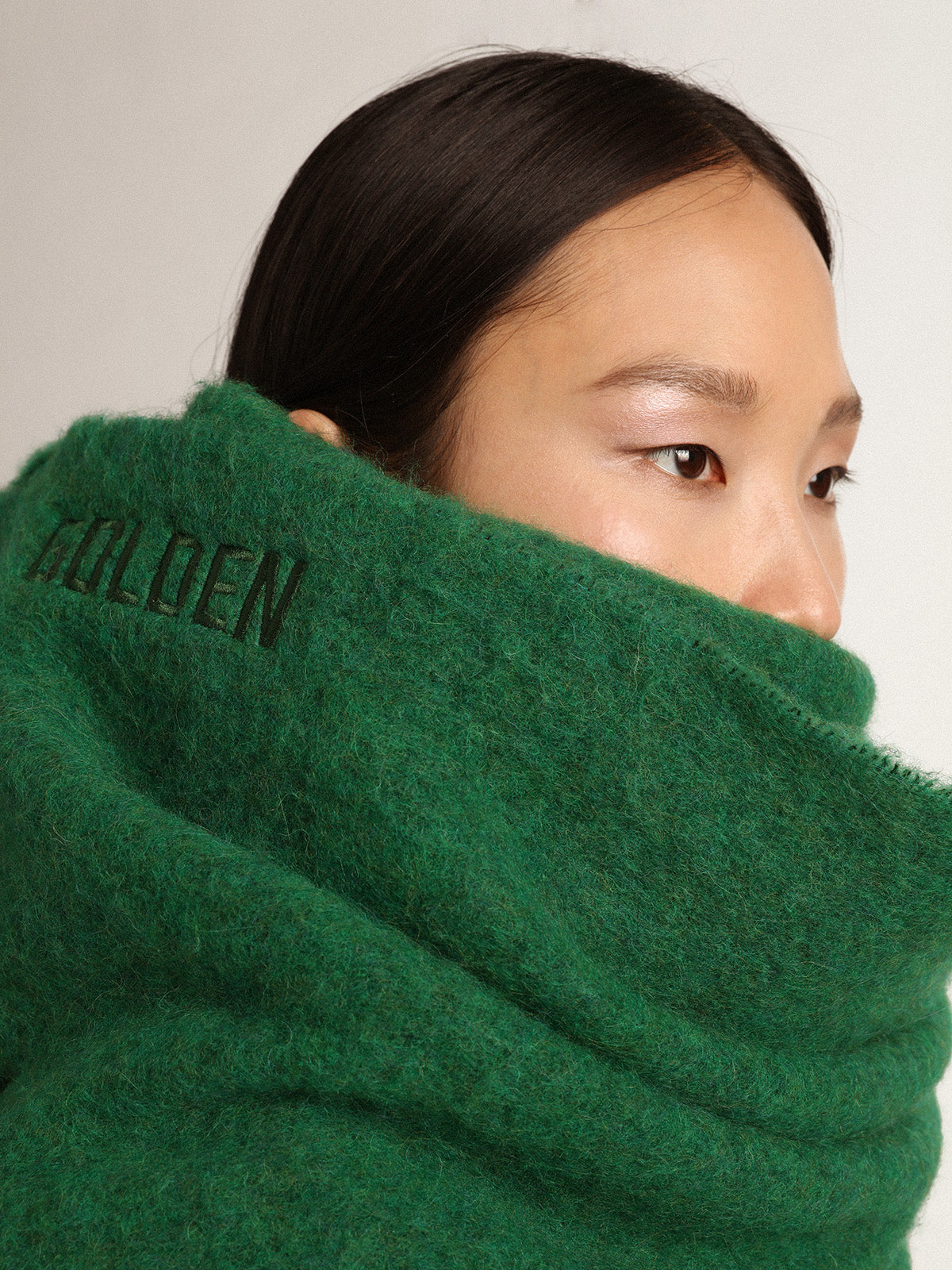 Dark green wool scarf with fringe and 'Golden' lettering| Golden Goose