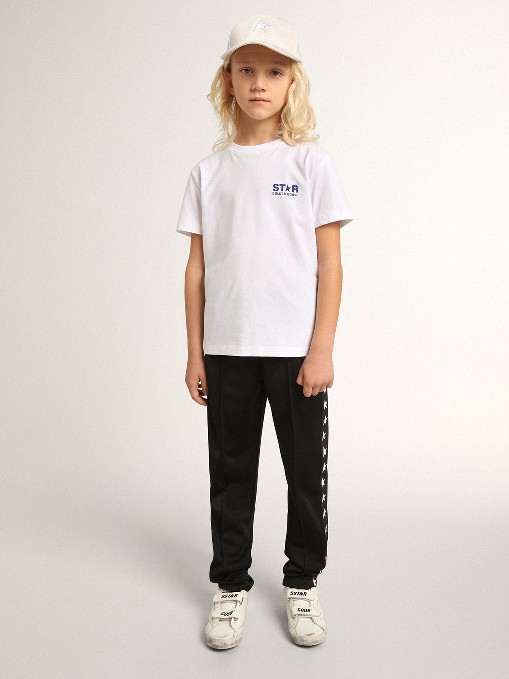 Boys' white T-shirt with contrasting dark blue logo and star| Golden Goose