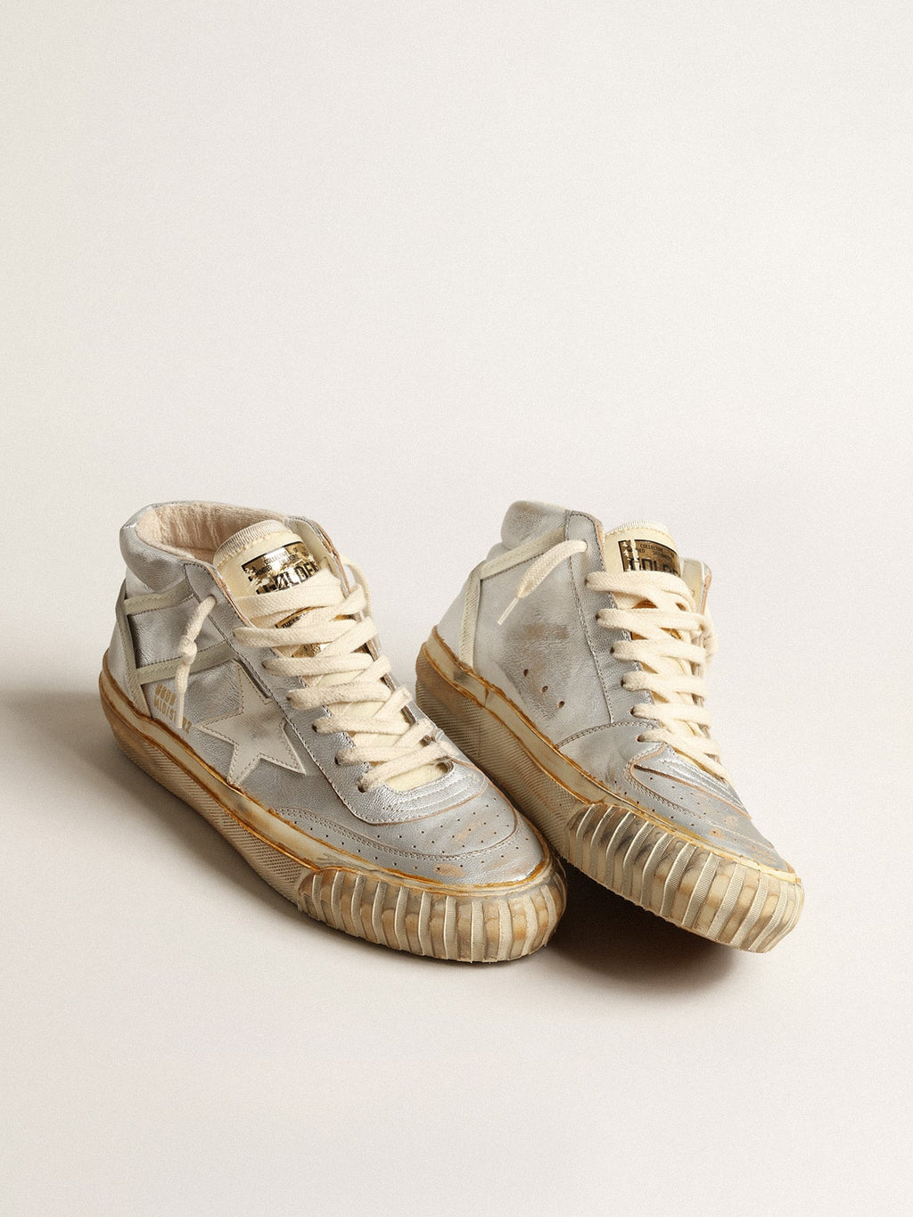 Men's Mid Star in silver metallic leather with ivory star| Golden Goose