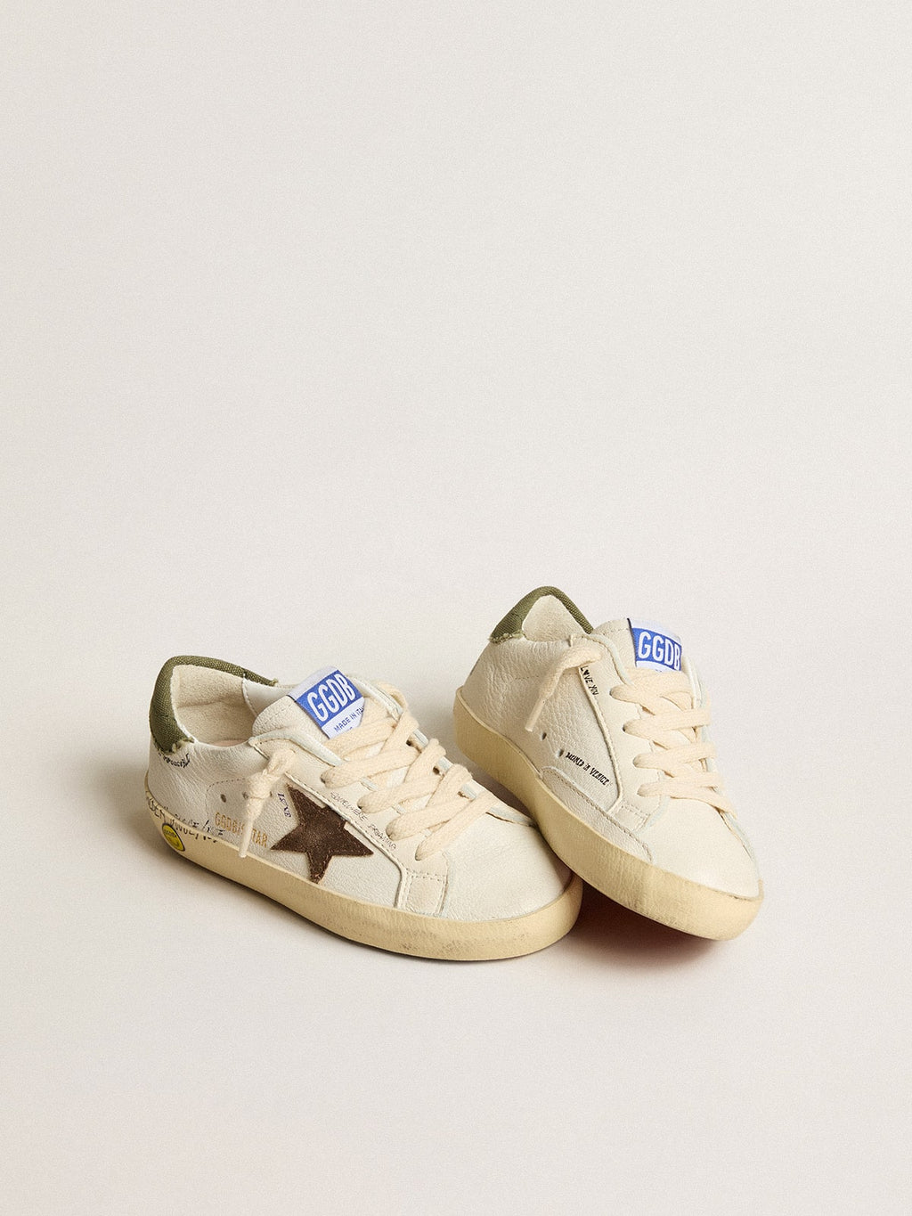 Super-Star Young in nappa with suede star and green heel tab| Golden Goose