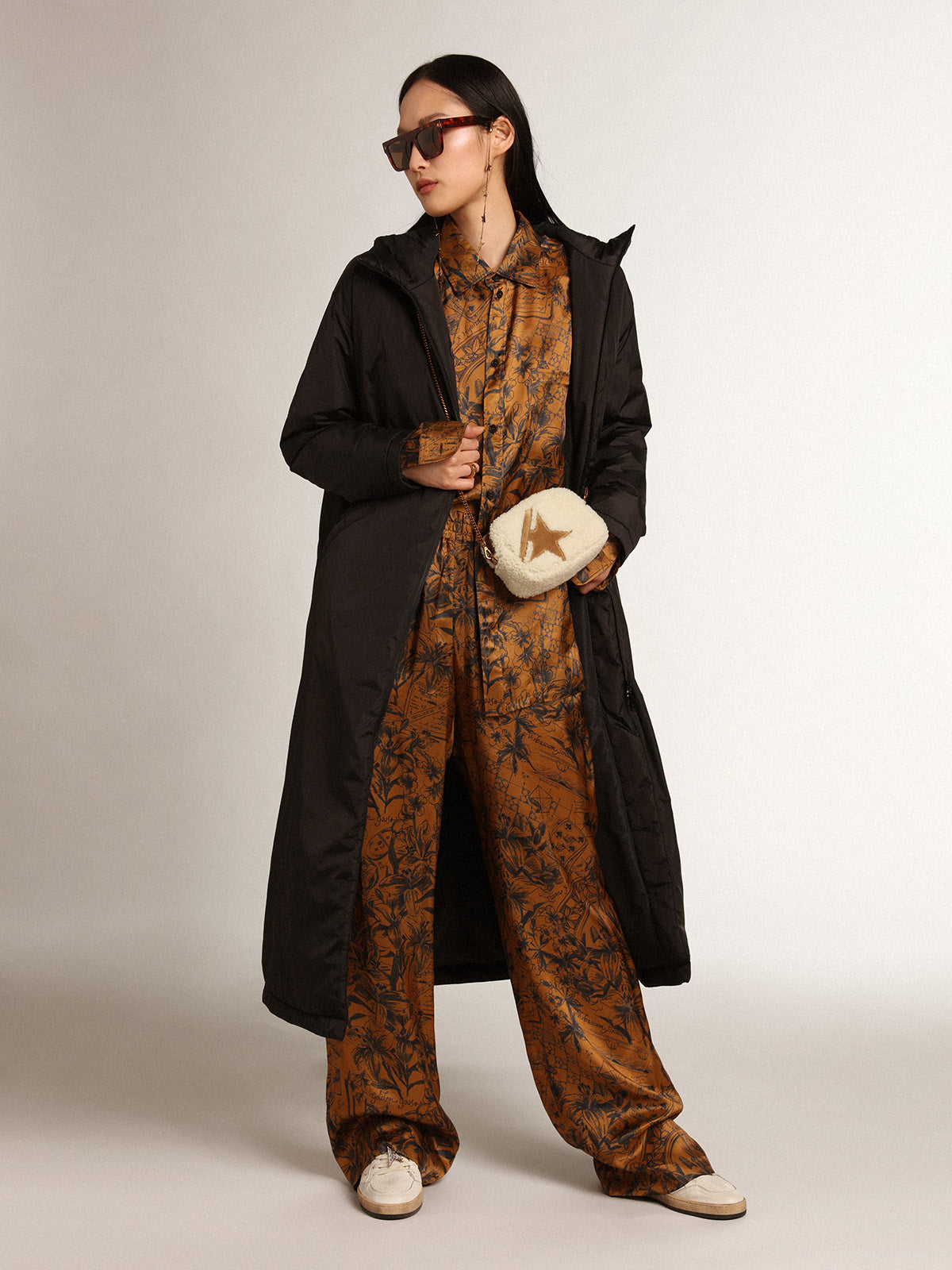 Women's joggers in golden brown with notebook print| Golden Goose