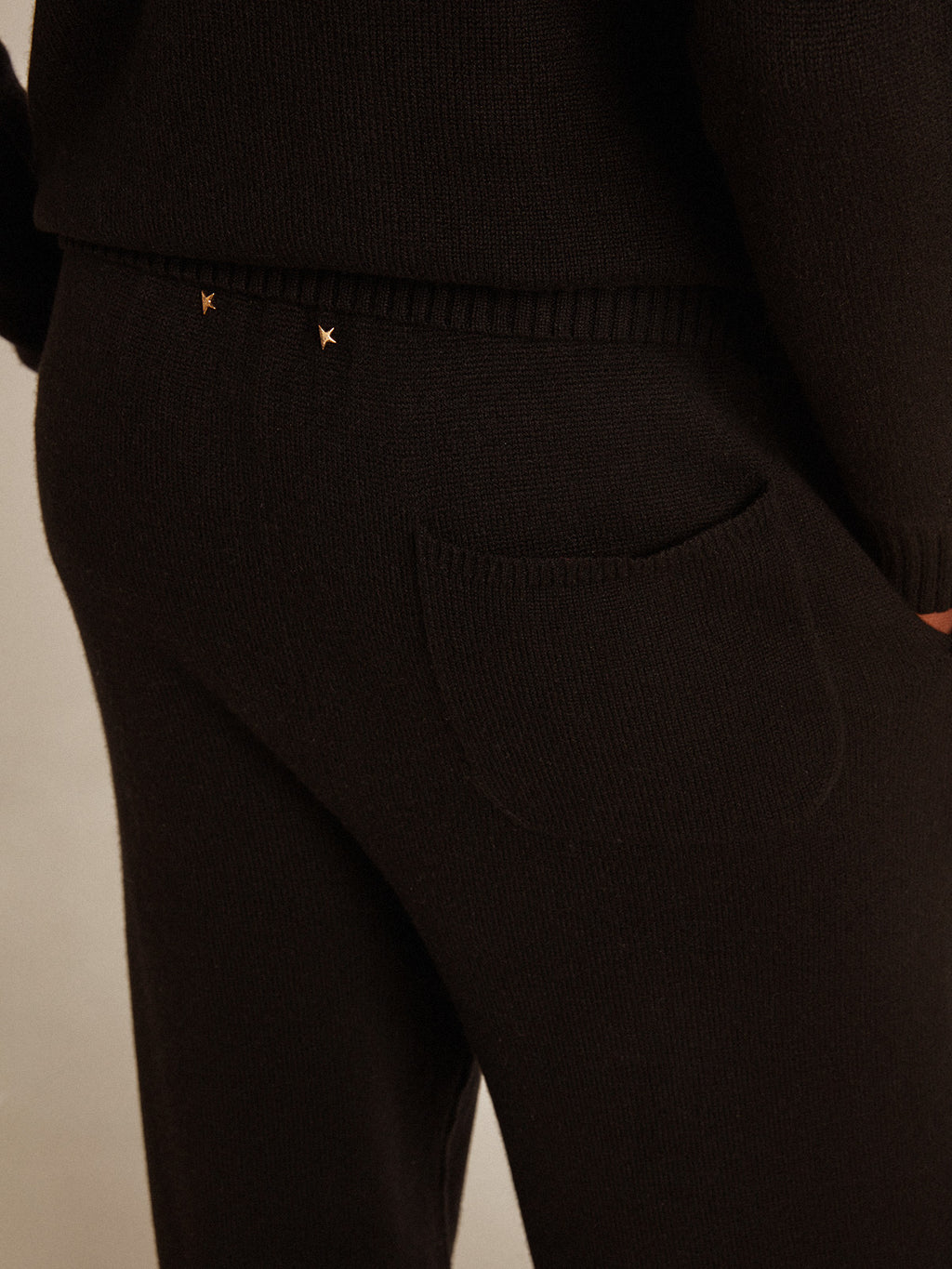 Men's black cashmere blend joggers| Golden Goose