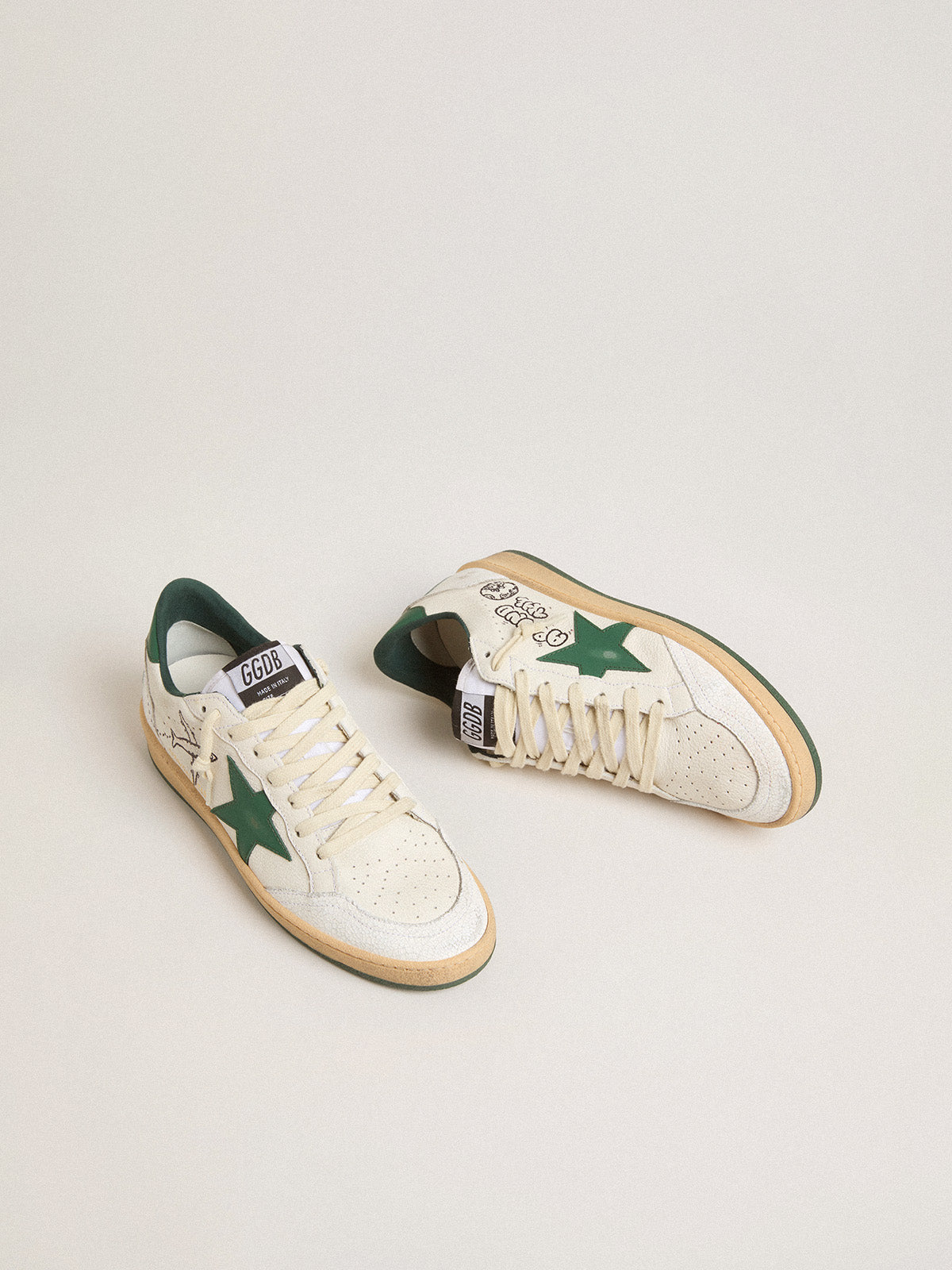 Ball Star Wishes in white nappa leather with green leather star and heel tab| Golden Goose