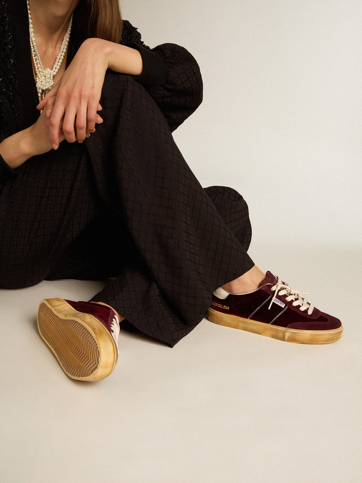 Soul Star in burgundy velvet with white leather heel tab| Golden Goose