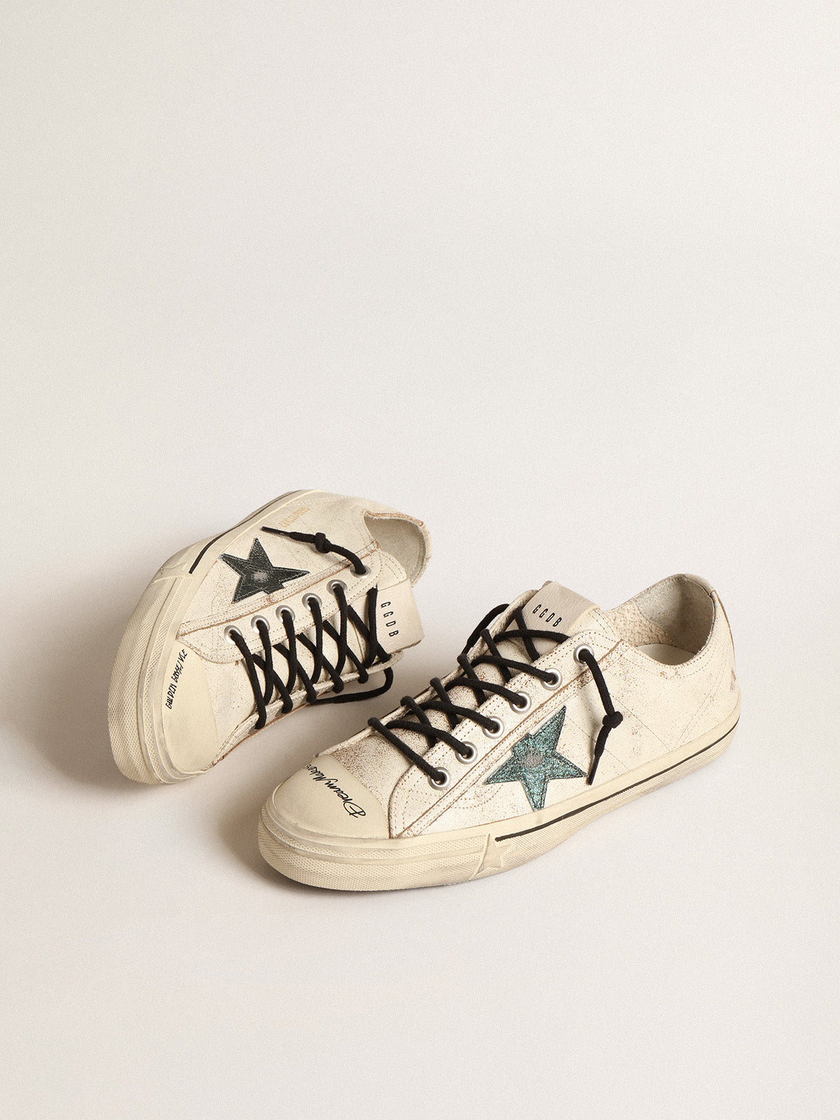 V-Star in glossy leather with metallic green crackle leather star| Golden Goose