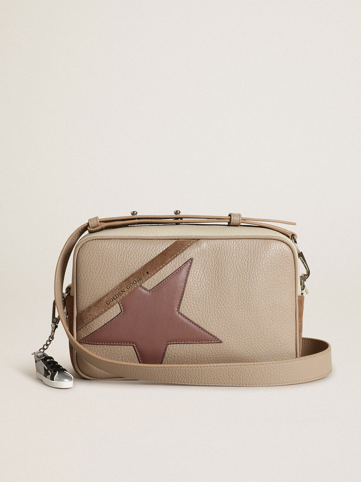 Women's Star Bag large in off-white hammered leather| Golden Goose