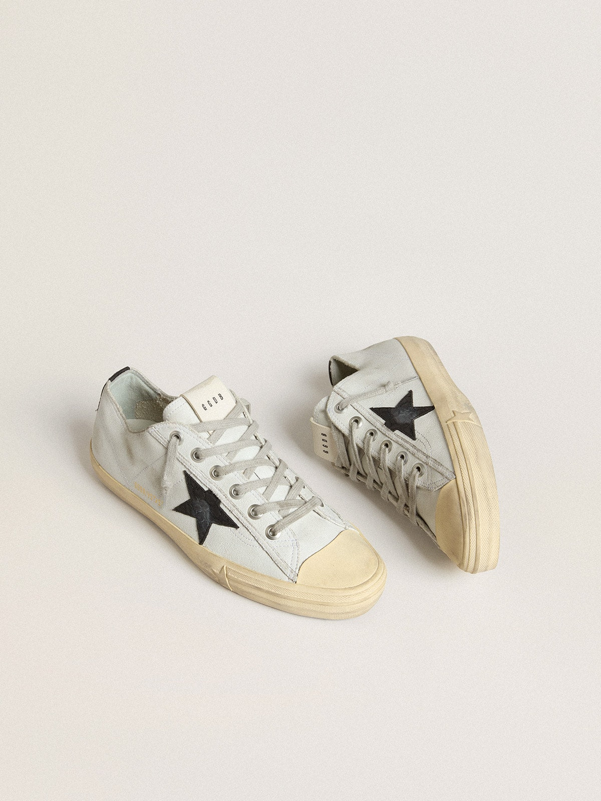 V-Star in leather with black crocodile-print leather star and heel tab| Golden Goose