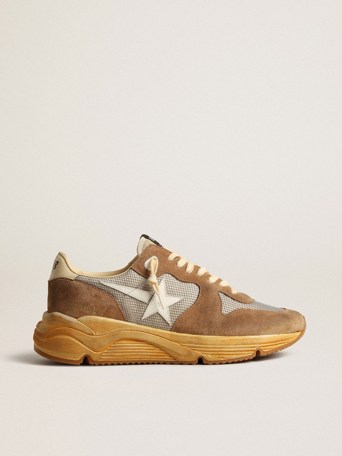 Running Sole in silver mesh and tobacco suede with a white star| Golden Goose