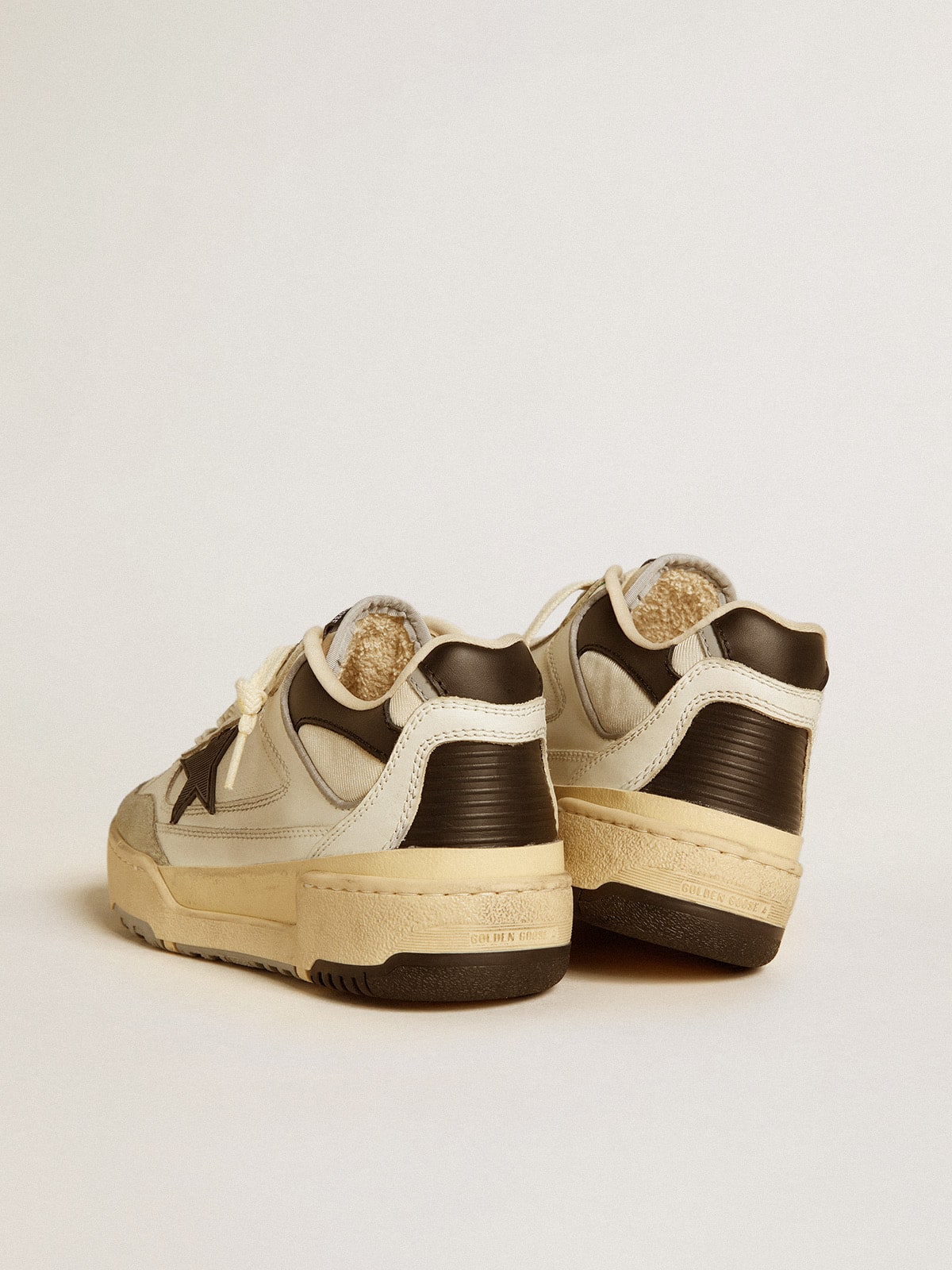 Men's Forty2 with black star and black leather heel tab| Golden Goose