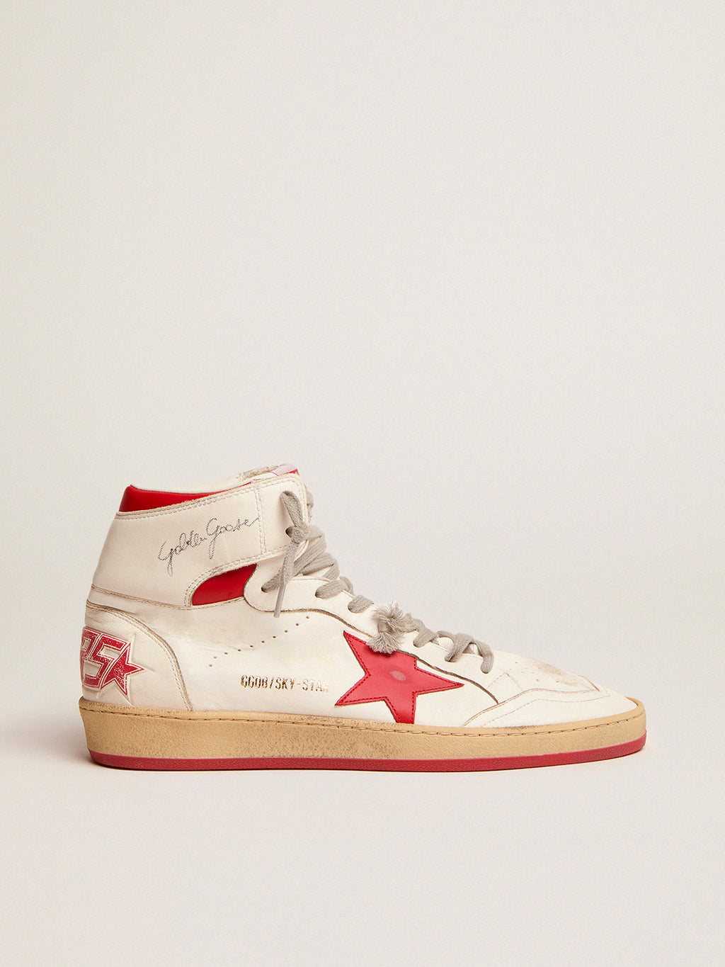 Men's Sky-Star with signature on the ankle and red inserts| Golden Goose
