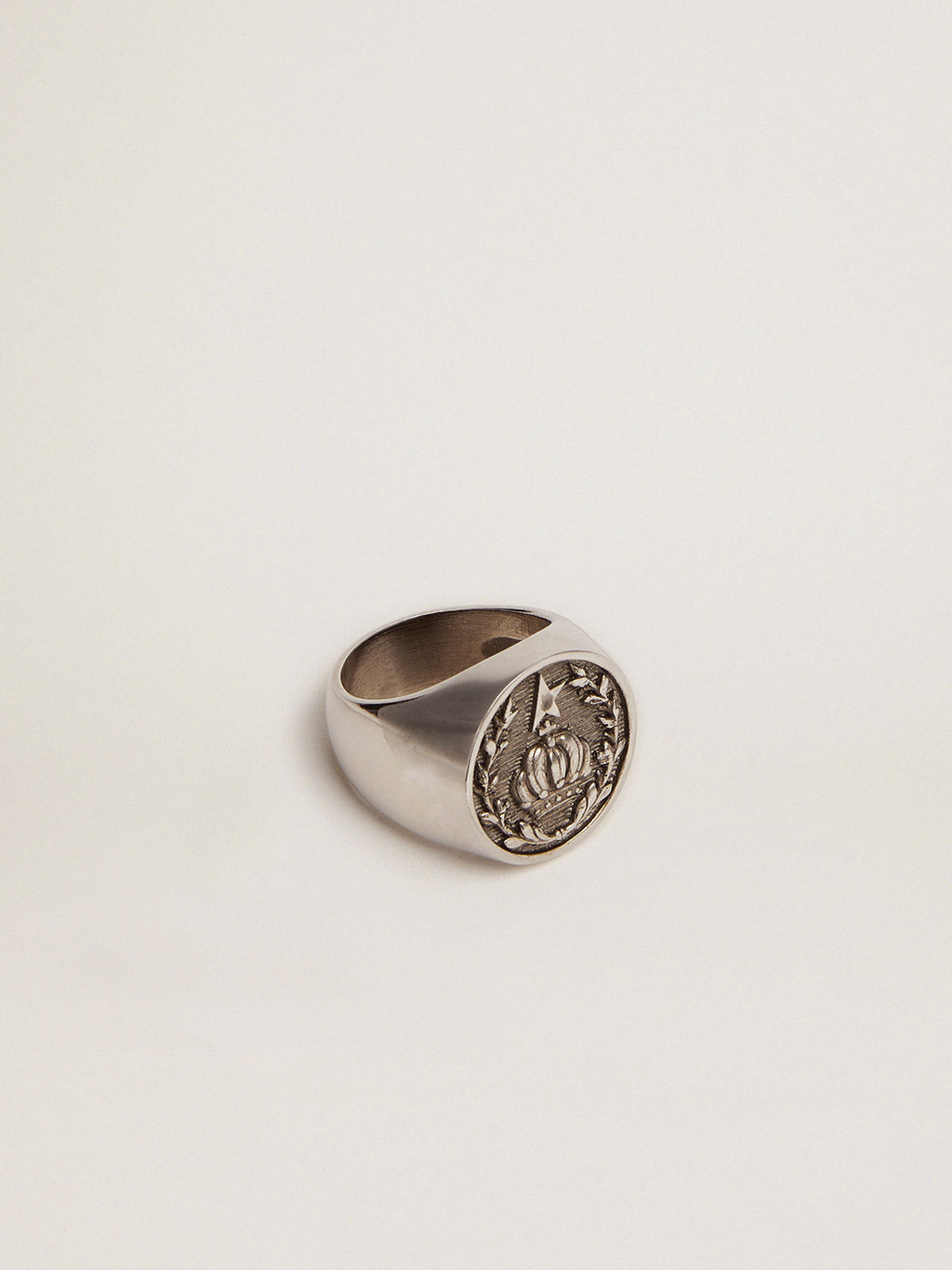 Men's signet ring in antique silver color| Golden Goose