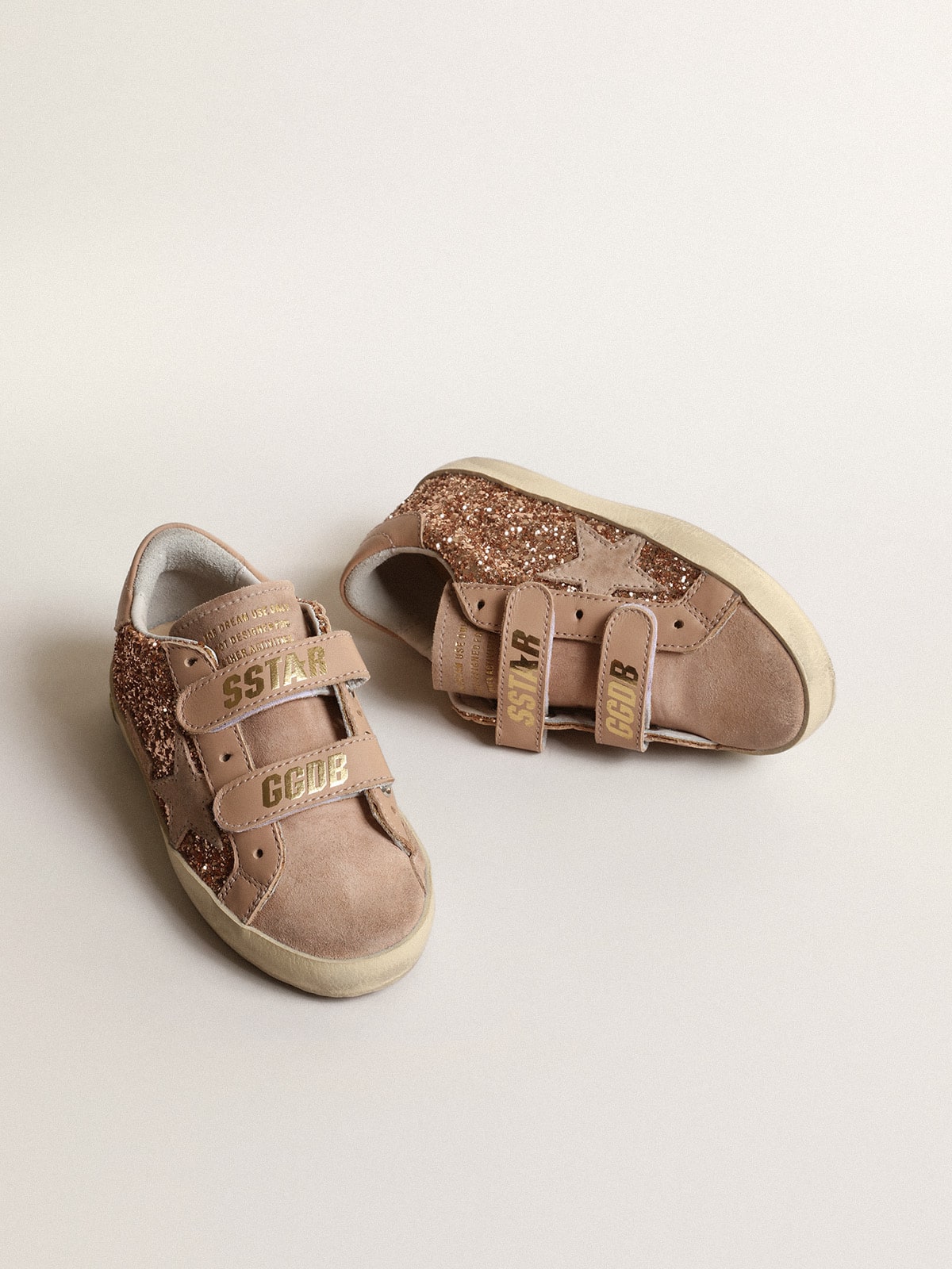 Old School Teen in peach-pink glitter with pink suede star| Golden Goose