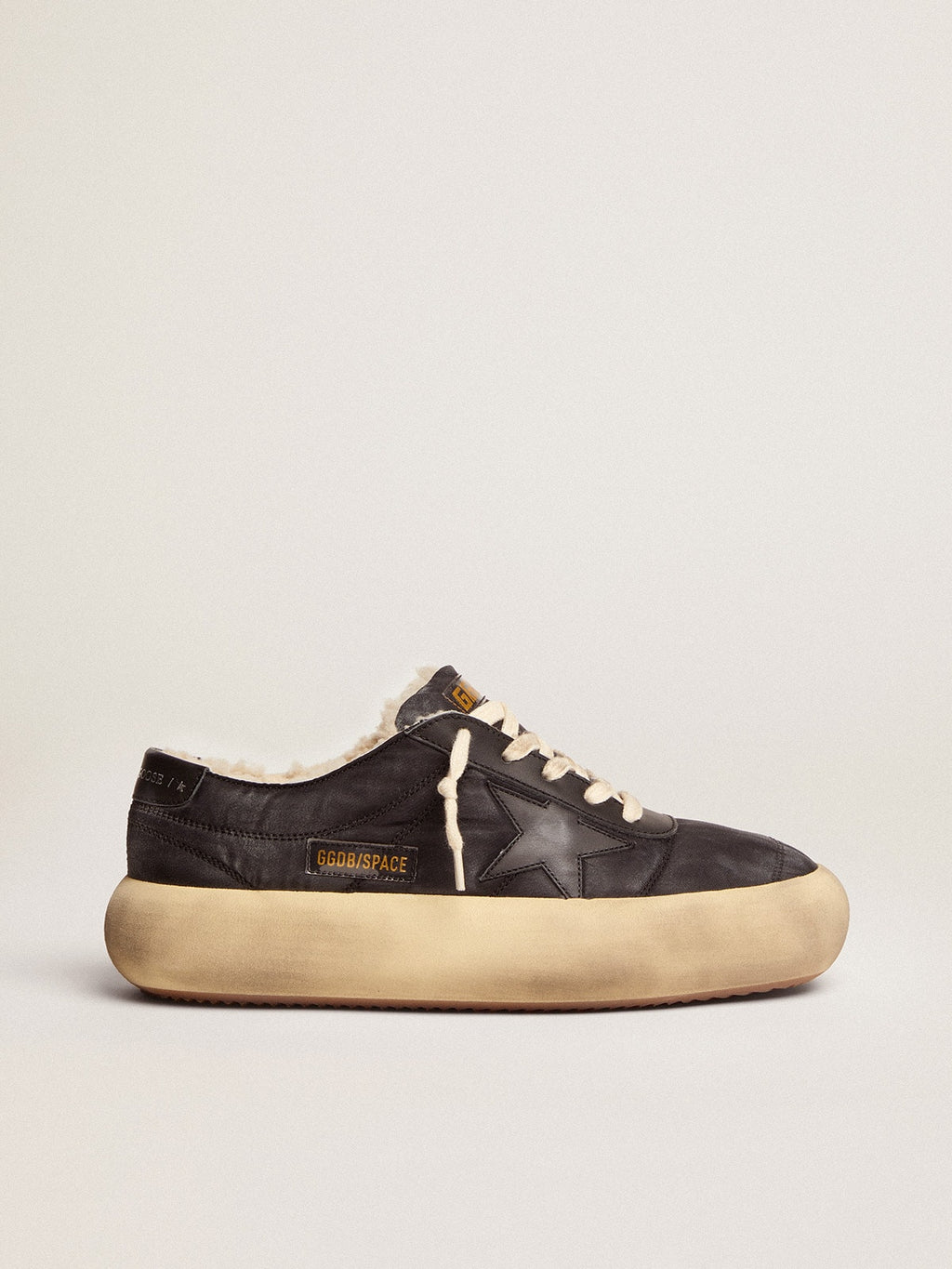 Women's Space-Star shoes in quilted black nylon with shearling lining| Golden Goose