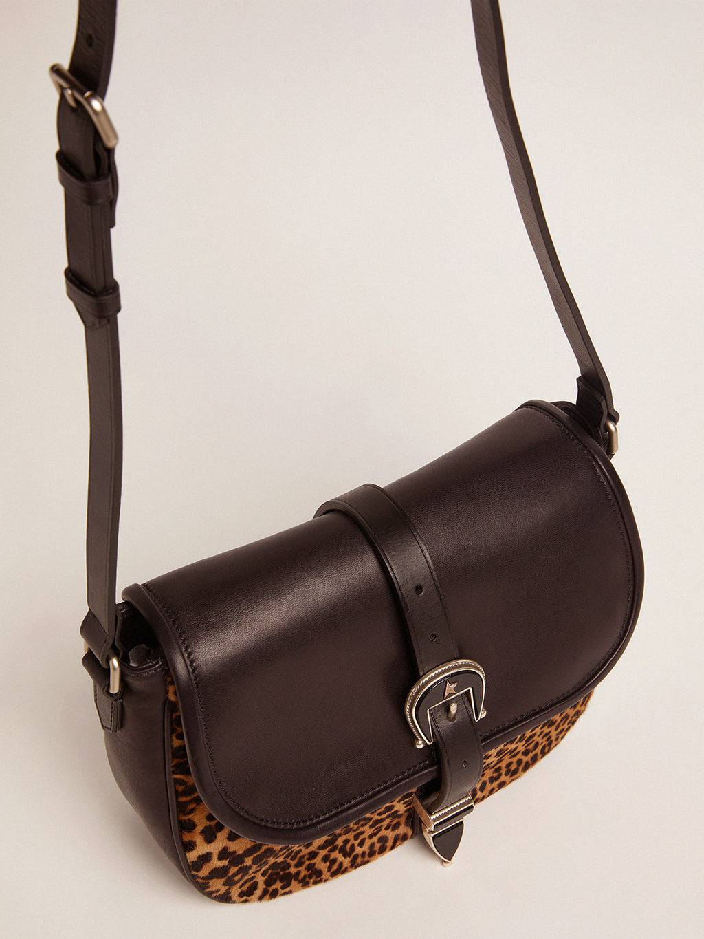 Medium Rodeo Bag in black leather and leopard-print pony skin| Golden Goose