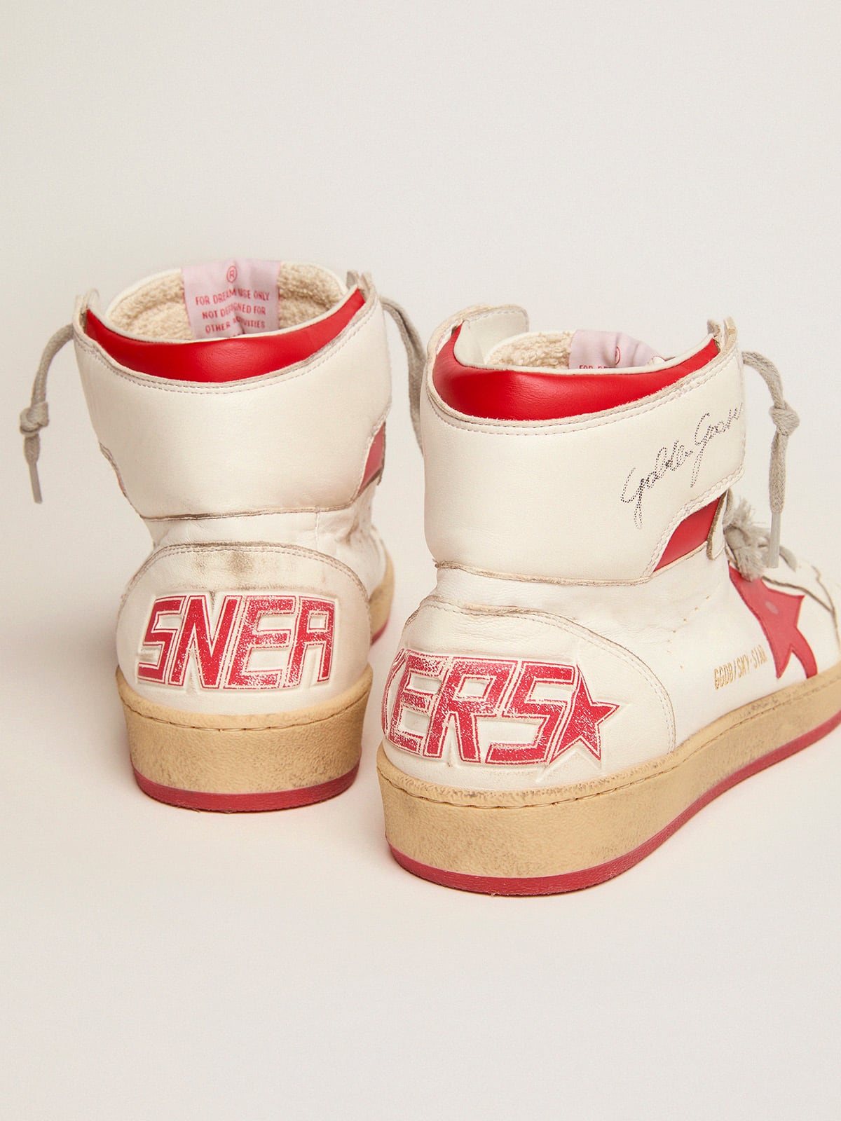 Women's Sky-Star in white nappa with red star and heel tab| Golden Goose