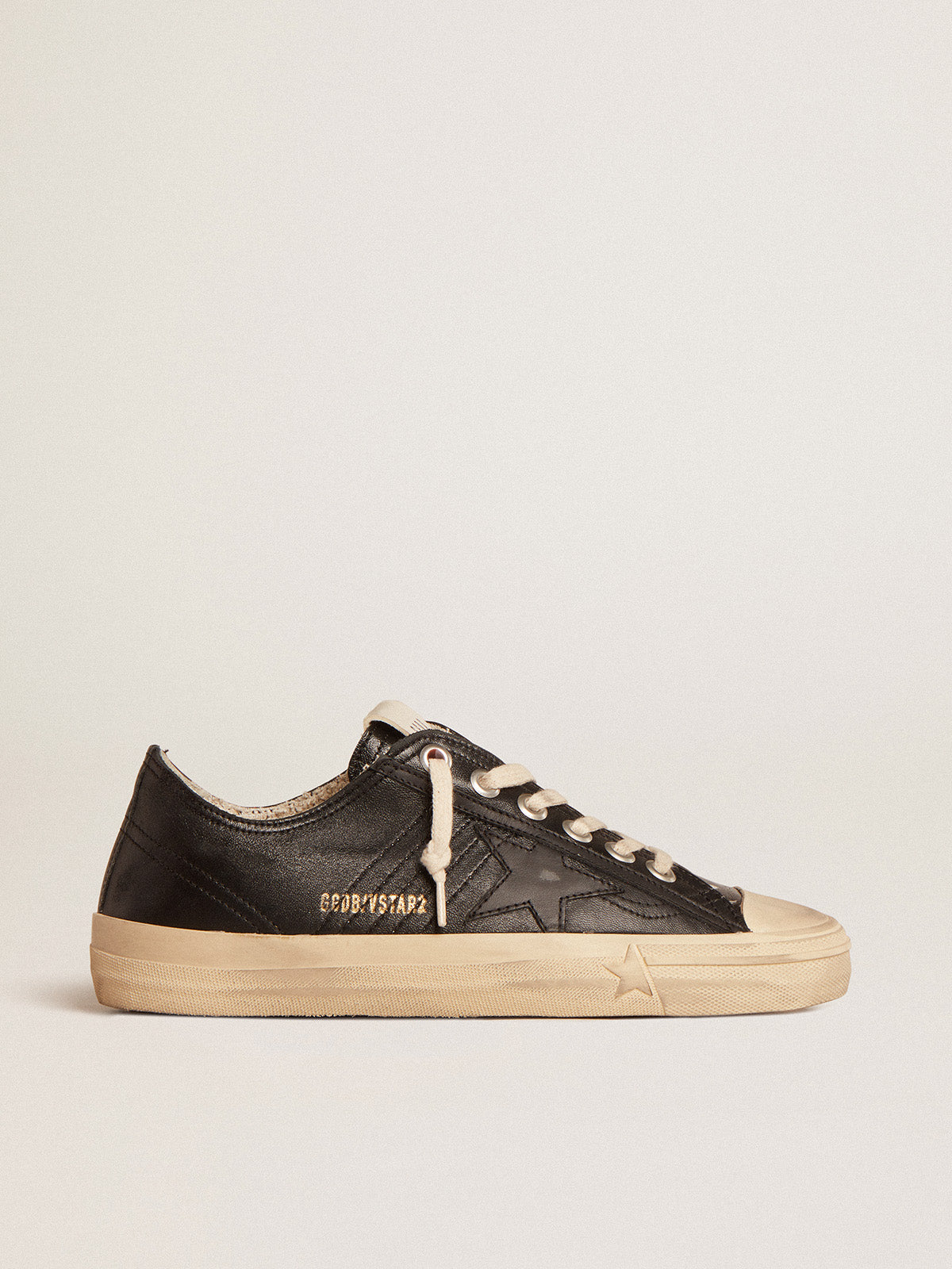 Women's V-Star in black nappa leather with a black leather star| Golden Goose