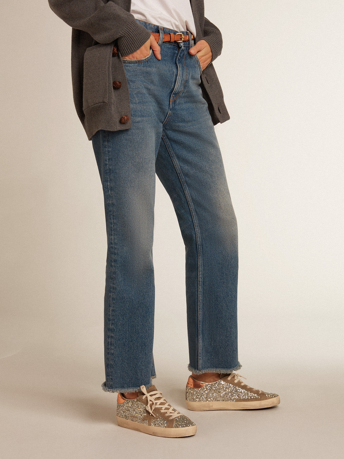 Super-Star in platinum glitter with dove-gray suede star| Golden Goose